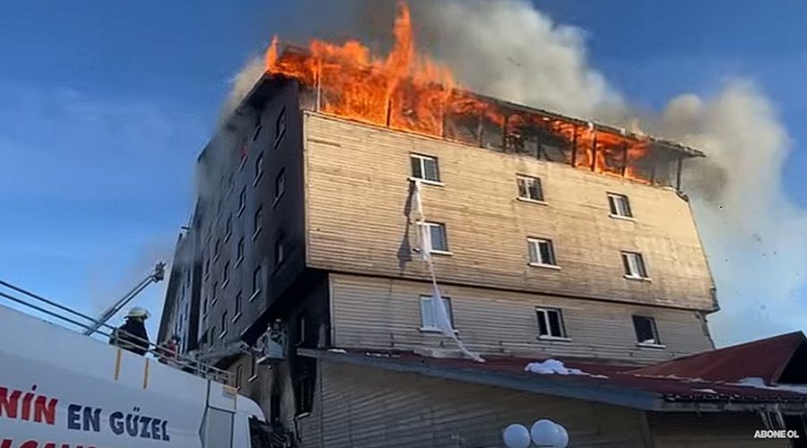 Общо 66 станаха жертвите на пожара в турския курорт Карталкая (ВИДЕО)